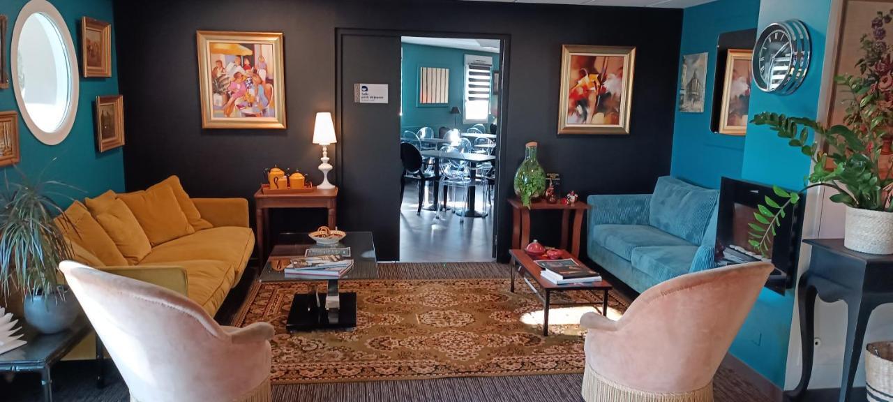 Hotel Kyriad Brive Ouest Bagian luar foto