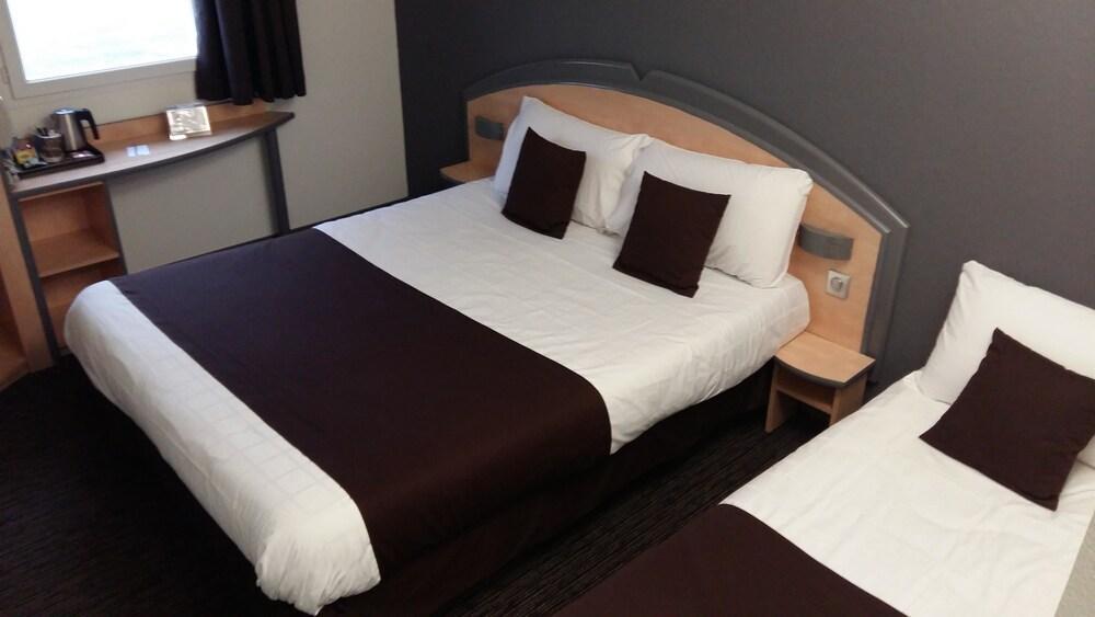 Hotel Kyriad Brive Ouest Bagian luar foto