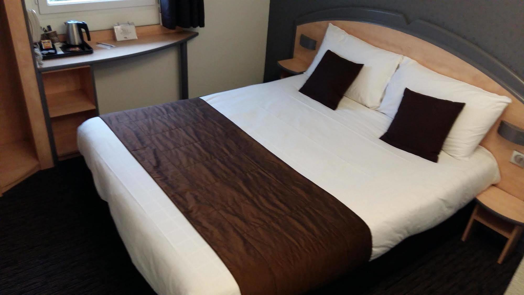 Hotel Kyriad Brive Ouest Bagian luar foto