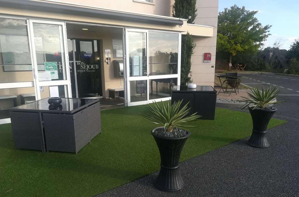 Hotel Kyriad Brive Ouest Bagian luar foto